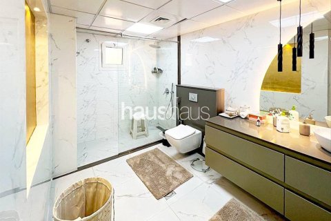 Villa in Meadows, Dubai 4 bedrooms, 381 sq.m. № 44736 - photo 9