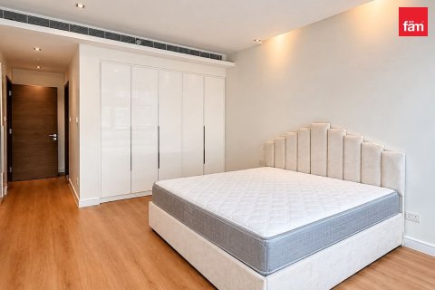 Apartment in City Walk, Dubai 2 bedrooms, 161.6 sq.m. № 134727 - photo 13