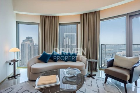 Apartment in Address Harbour Point, Dubai Creek Harbour (The Lagoons), Dubai 2 bedrooms, 102.38 sq.m. № 128965 - photo 4
