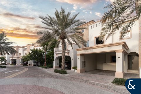 Maison de ville à Fire, Jumeirah Golf Estates, Dubai, 3 chambres, 267 m², № 88570 - photo 15