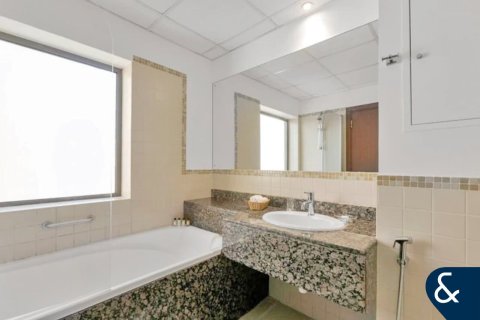 Appartement à Jumeirah Beach Residence, Dubai, 2 chambres, 118 m², № 88565 - photo 7