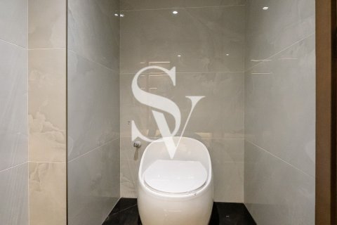 Apartment in Dubai Land, Dubai 2 bedrooms, 141 sq.m. № 67861 - photo 16