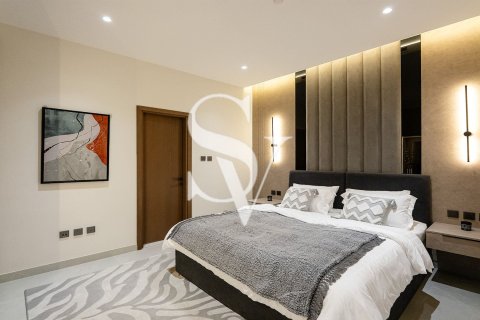 Apartment in Dubai Land, Dubai 2 bedrooms, 141 sq.m. № 67861 - photo 9