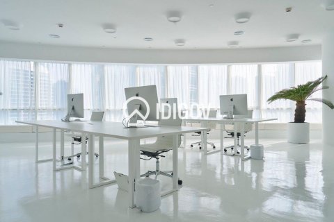 Bureau à Jumeirah Lake Towers, Dubai, 198.72 m², № 121101 - photo 22