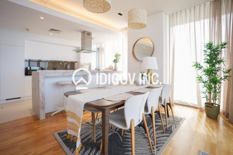 Apartamento en Bluewaters Residences, Bluewaters, Dubai, 4 dormitorios, 228.36 m², № 121096 - foto 2