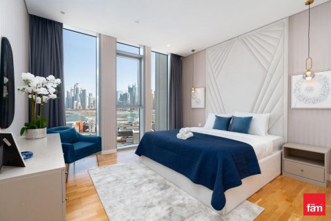 Apartment in Dubai 2 bedrooms, 149.4 sq.m. № 53379 - photo 1