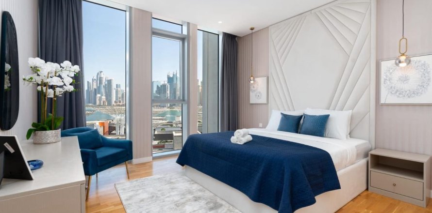 Apartment in Dubai 2 bedrooms, 149.4 sq.m. № 53379
