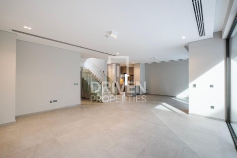 Townhouse in Mohammed Bin Rashid City, Dubai 4 bedrooms, 326.93 sq.m. № 136165 - photo 2