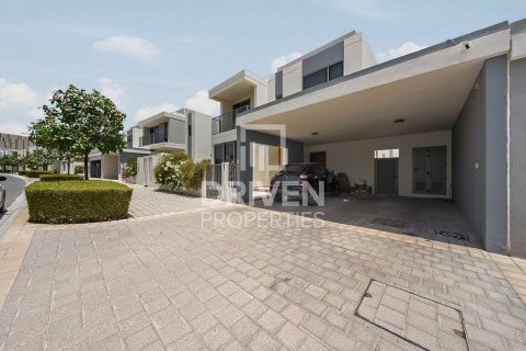 Villa in Sidra Villas, Dubai Hills Estate, Dubai 4 bedrooms, 451.14 sq.m. № 136155 - photo 19