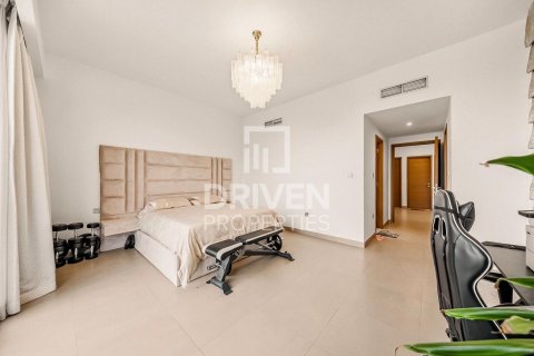 Villa in Sidra Villas, Dubai Hills Estate, Dubai 4 bedrooms, 451.14 sq.m. № 136155 - photo 16