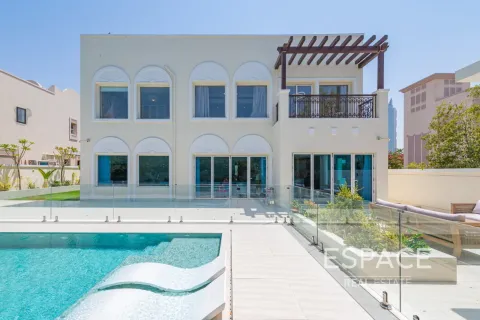 Villa in Jumeirah Village Triangle, Dubai 5 bedrooms, 367 sq.m. № 122537 - photo 20