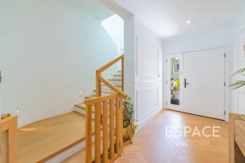 Villa in Jumeirah Village Triangle, Dubai 5 bedrooms, 367 sq.m. № 122537 - photo 8