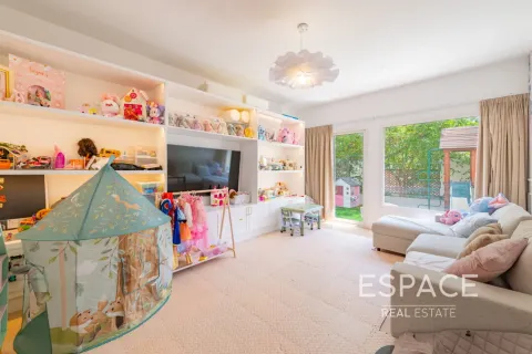 Villa in Jumeirah Village Triangle, Dubai 5 bedrooms, 367 sq.m. № 122537 - photo 9