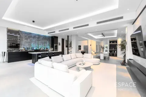Villa en DAMAC Hills (Akoya by DAMAC), Dubai, 4 dormitorios, 488 m², № 122543 - foto 4