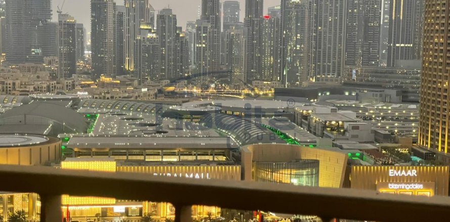 Appartement à Downtown Views II, Downtown Dubai (Downtown Burj Dubai), Dubai, 3 chambres, 151.2 m², № 7692