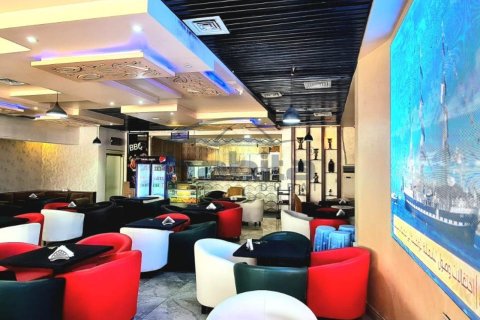 Magasin à Al Nahda, Dubai, 439 m², № 7689 - photo 1