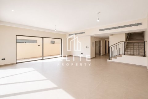 Townhouse in Damac Lagoons, Dubai 5 bedrooms, 314 sq.m. № 121352 - photo 3