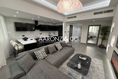 Apartamento en Jumeirah Lake Towers, Dubai, 1 dormitorio, 73 m², № 102234
