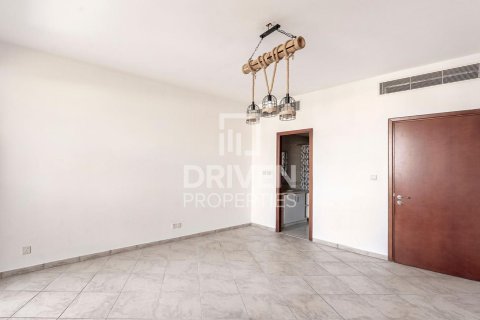 Apartamento en Motor City, Dubai, 2 dormitorios, 143 m², № 20409 - foto 7