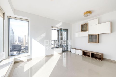 Apartment in 29 Burj Boulevard, Downtown Dubai (Downtown Burj Dubai), Dubai 2 bedrooms, 119 sq.m. № 20399 - photo 2