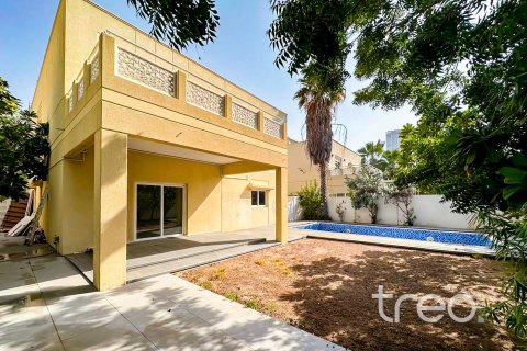 Villa in Meadows 1, Meadows, Dubai 4 bedrooms, 320.24 sq.m. № 119725 - photo 19