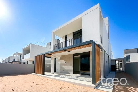 Villa in Arabian Ranches 3, Dubai 4 bedrooms, 383.5 sq.m. № 119724 - photo 3