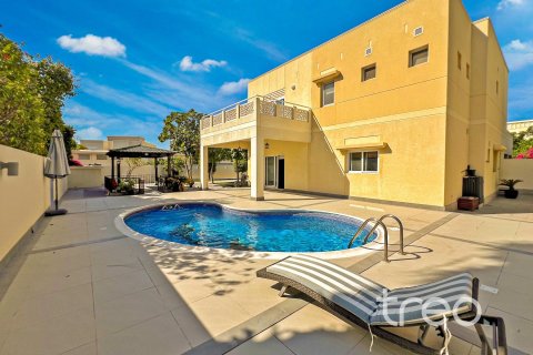 Villa en Meadows, Dubai, 4 dormitorios, 373.28 m², № 119726