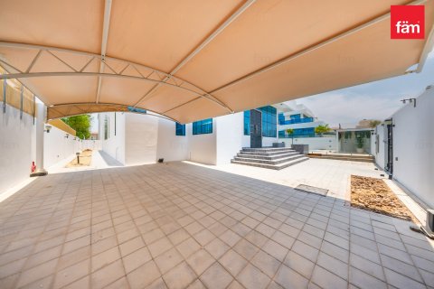 Villa en Al Barsha, Dubai, 5 dormitorios, 979.2 m², № 118717 - foto 19