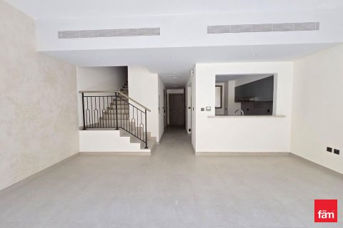 Townhouse in Dubai 4 bedrooms, 144 sq.m. № 110081