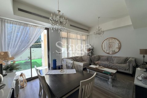 Villa en Mira Oasis, Reem, Dubai, 3 dormitorios, 232 m², № 122236 - foto 2