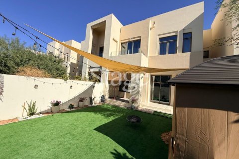 Villa en Mira Oasis, Reem, Dubai, 3 dormitorios, 232 m², № 122236