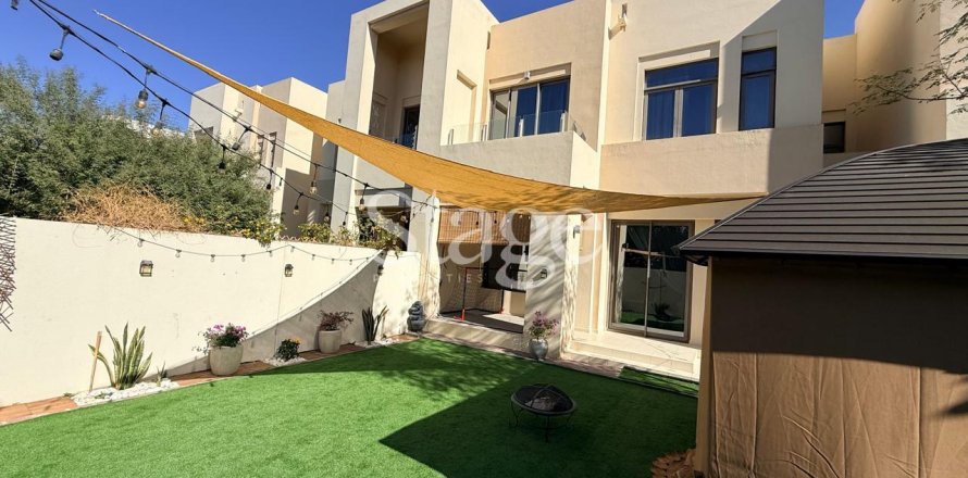 Villa en Mira Oasis, Reem, Dubai, 3 dormitorios, 232 m², № 122236