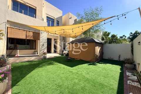 Villa en Mira Oasis, Reem, Dubai, 3 dormitorios, 232 m², № 122236 - foto 11