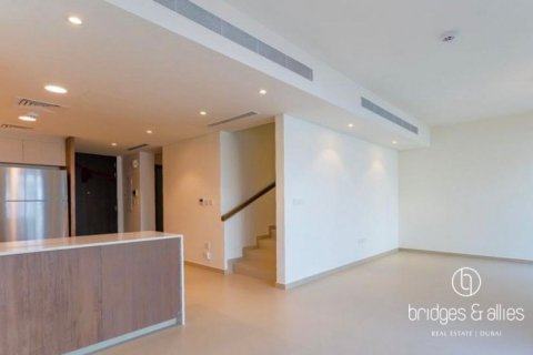 Villa en Tilal Al Ghaf, Dubai, 3 dormitorios, 140 m², № 83979 - foto 2