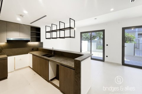 Villa en Tilal Al Ghaf, Dubai, 3 dormitorios, 140 m², № 83978