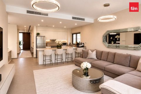 Villa in Dubai Hills Estate, Dubai 3 bedrooms, 422.9 sq.m. № 115812 - photo 6