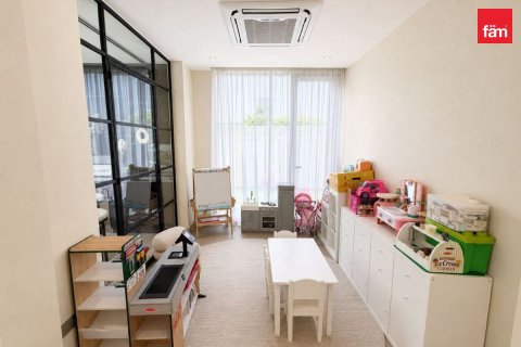 Villa in Dubai Hills Estate, Dubai 3 bedrooms, 422.9 sq.m. № 115812 - photo 4