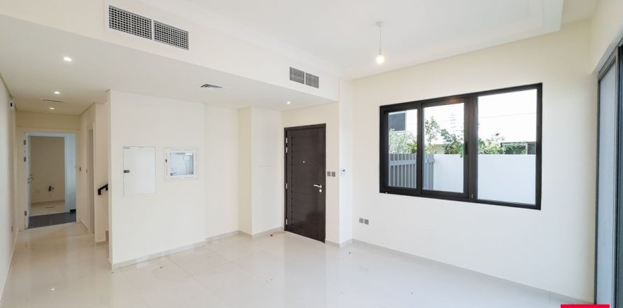 Adosado en Dubai, 3 dormitorios, 174.8 m², № 115810