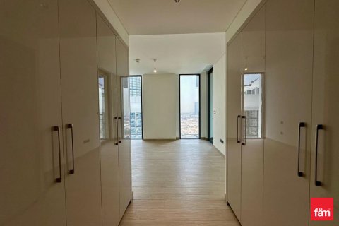 Apartment in Dubai 4 bedrooms, 218.7 sq.m. № 109855 - photo 10