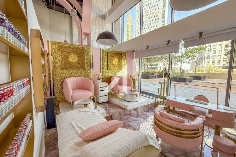 Shop in Dubai 143.8 sq.m. № 50292 - photo 7