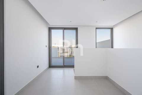 Снять в аренду виллу в Tilal Al Ghaf, Дубай: 4 спальни, 362м², № 22286 - фото 15