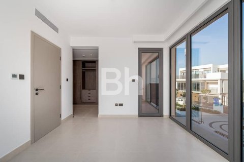 Снять в аренду виллу в Tilal Al Ghaf, Дубай: 4 спальни, 362м², № 22286 - фото 11