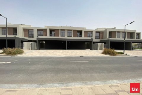 فيلا في دبي 4 غرف نوم, 323.6 م² رقم 49446 - صورة 1
