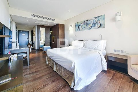 Apartment in Palm Jumeirah, Dubai 50 sq.m. № 21455 - photo 6