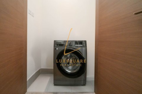 Apartamento en Al Wasl, Dubai, 1 dormitorio, 91 m², № 115726 - foto 15