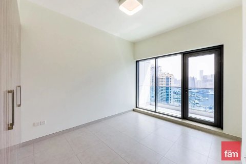Снять в аренду квартиру в Бизнес-Бэе, Дубай: 1 спальня, 79.6м², № 8566 - фото 1