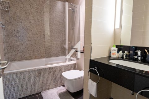 Apartment in Central Park Tower, DIFC, Dubai 2 bedrooms, 166 sq.m. № 92991 - photo 3