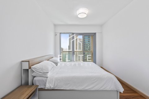 Apartment in Golf Towers, The Views, Dubai 2 bedrooms, 131 sq.m. № 69848 - photo 14