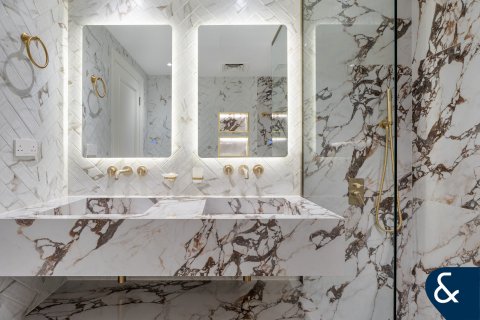 Apartamento en Old Town, Dubai, 2 dormitorios, 122 m², № 79280 - foto 9