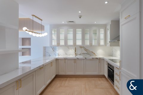 Apartamento en Old Town, Dubai, 2 dormitorios, 122 m², № 79280 - foto 3